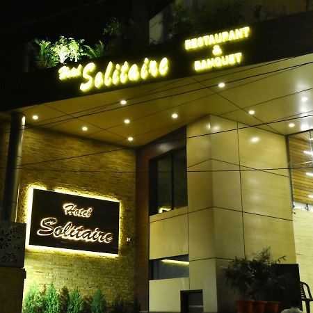 Hotel Solitaire Chinhat Ngoại thất bức ảnh